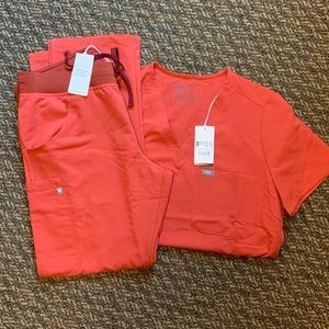 FIGS TOP AND PANTS CLAY